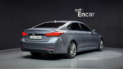 Hyundai Genesis