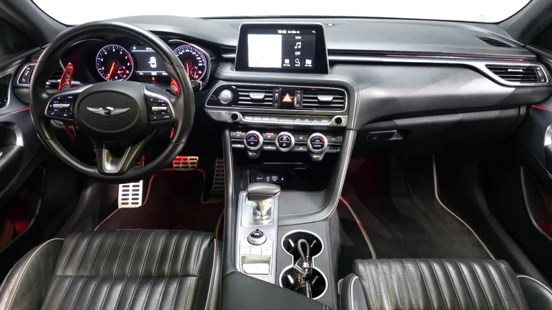 Genesis G70