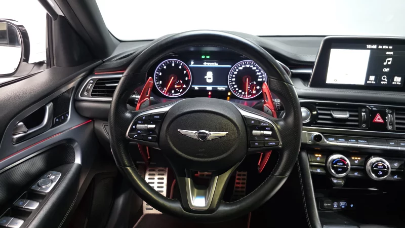Genesis G70
