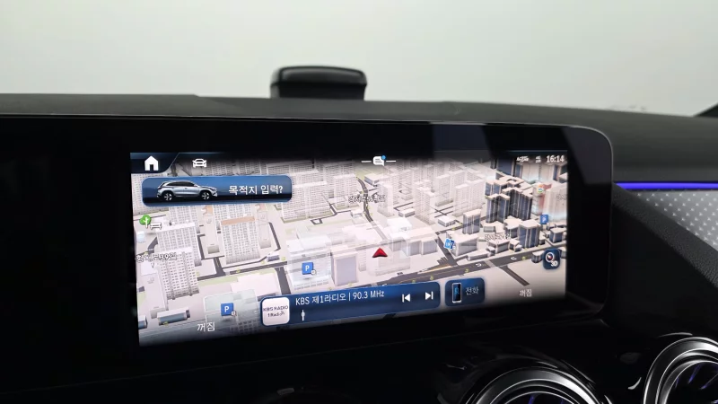 Mercedes-Benz GLA-Class