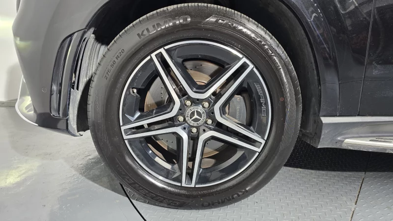 Mercedes-Benz GLE-Class