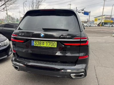 BMW X7