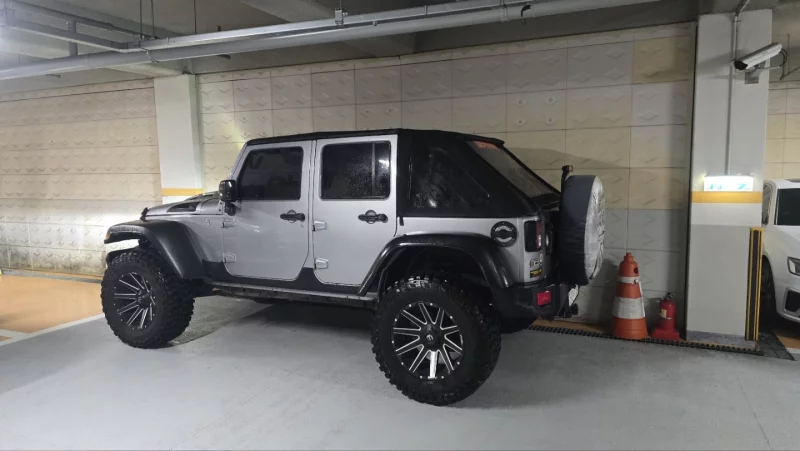 Jeep WRANGLER