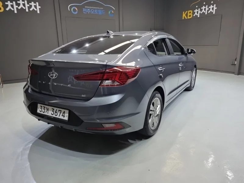 Hyundai AVANTE