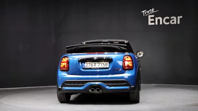 MINI Cooper Convertible