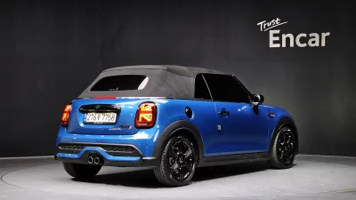 MINI Cooper Convertible
