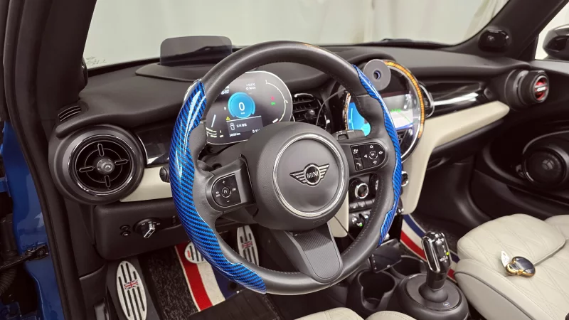 MINI Cooper Convertible