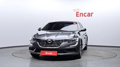 Renault SM6