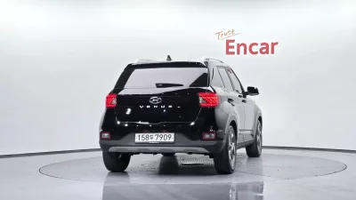 Hyundai Venue