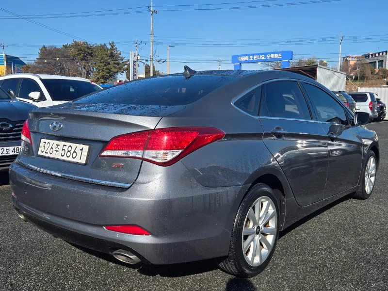 Hyundai I40