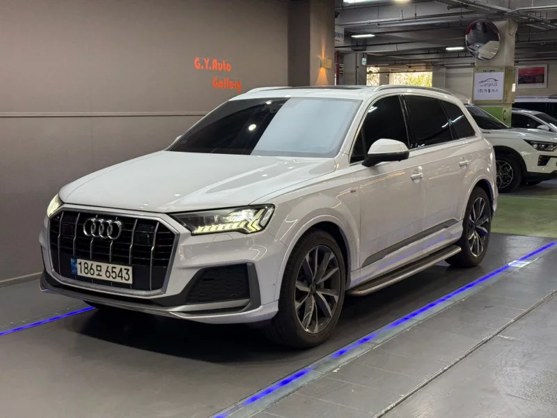 Audi Q7