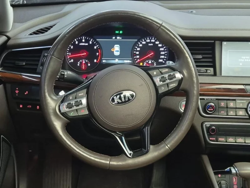 Kia K7