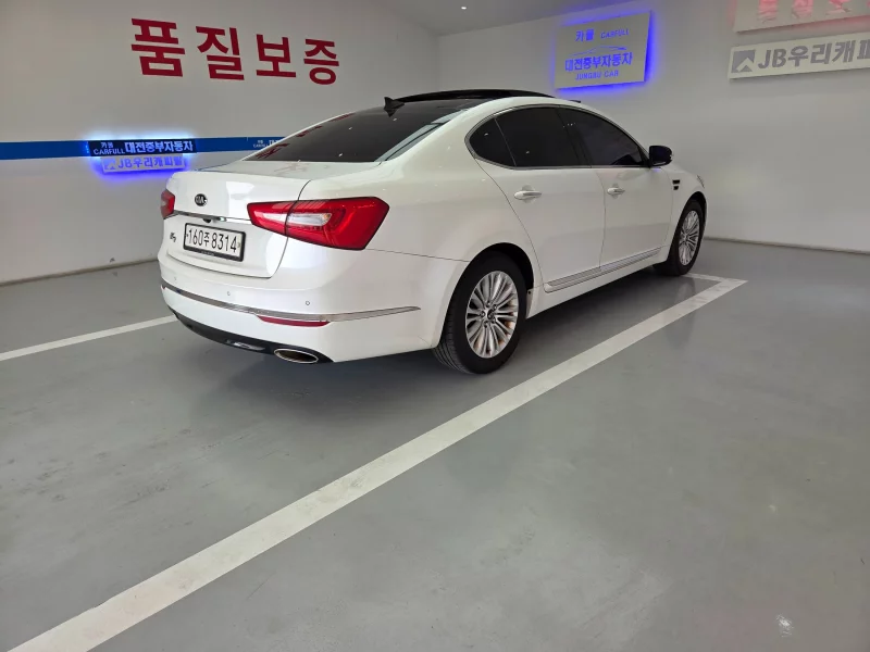 Kia K7