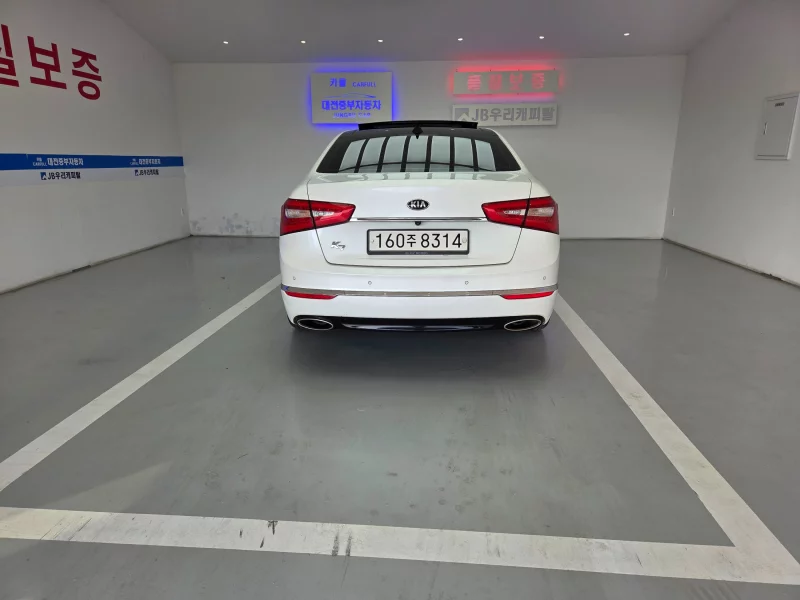 Kia K7