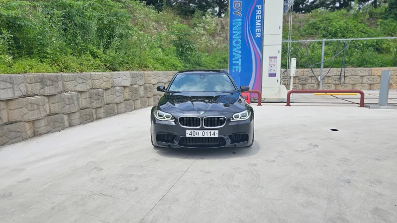 BMW M5