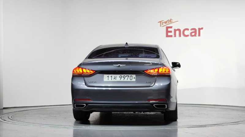 Hyundai Genesis