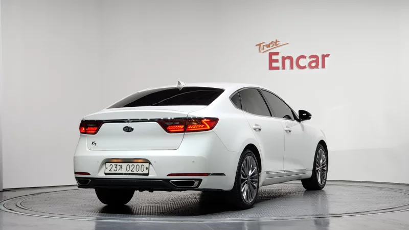 Kia K7