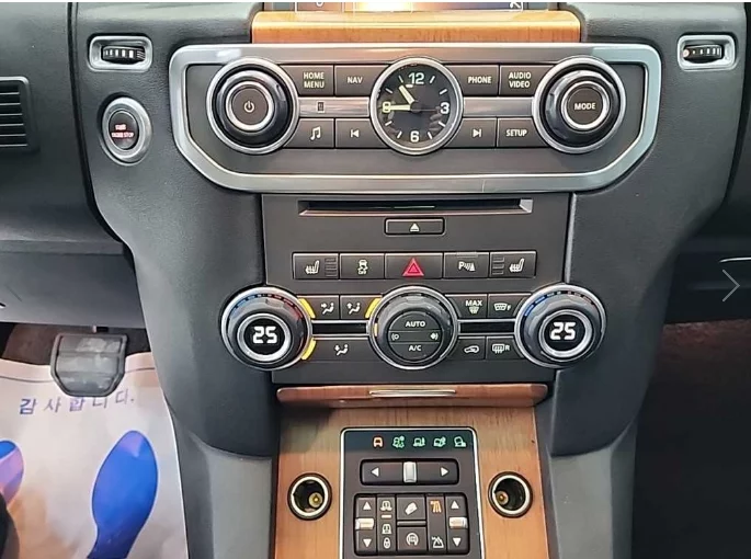 Land Rover DISCOVERY