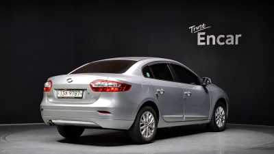 Renault SM3