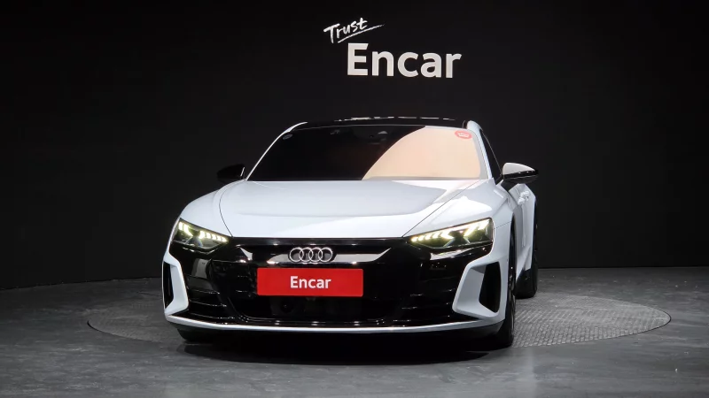 Audi E-TRON GT
