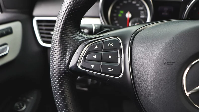 Mercedes-Benz GLE-Class