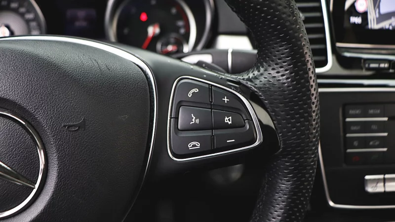 Mercedes-Benz GLE-Class