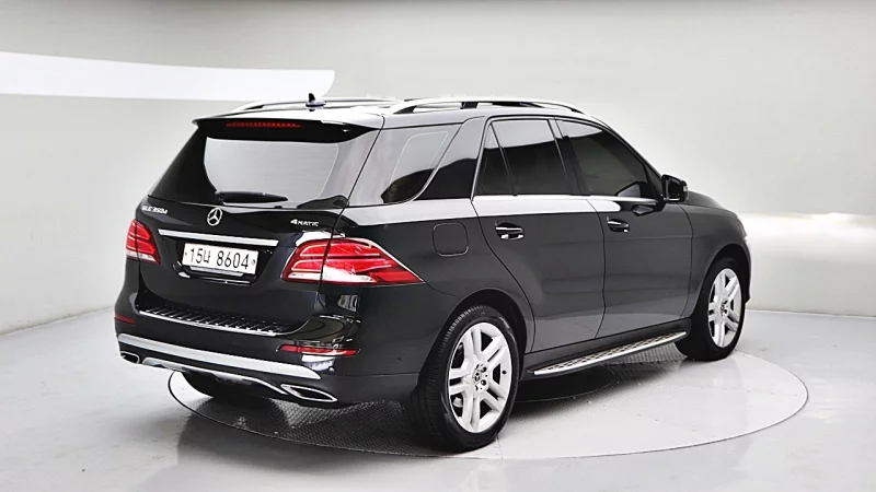 Mercedes-Benz GLE-Class