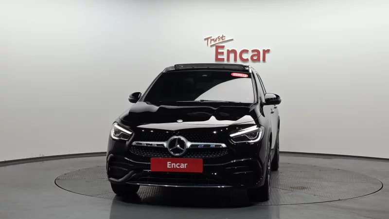 Mercedes-Benz GLA-Class