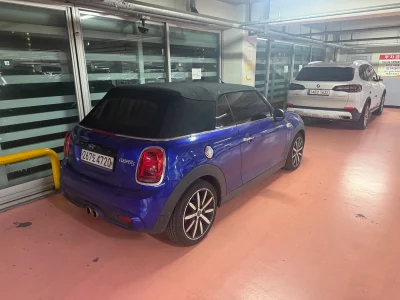 MINI Cooper Convertible