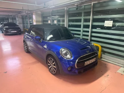 MINI Cooper Convertible