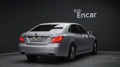 Hyundai Equus