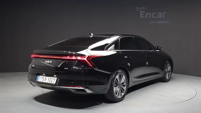 Kia K8