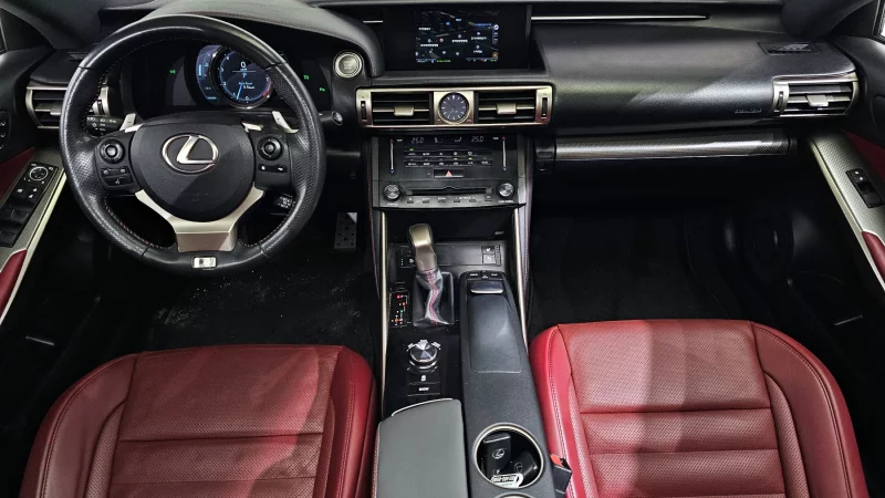 Lexus IS250