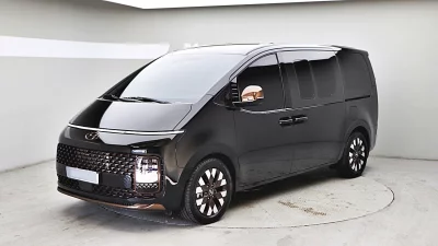 Hyundai Staria