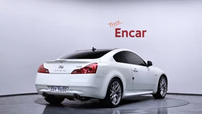 Infiniti G37