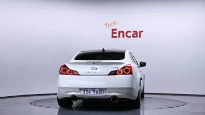 Infiniti G37
