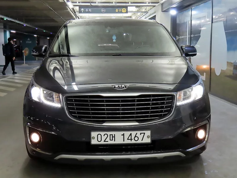 Kia Carnival