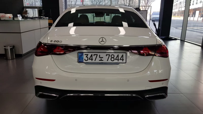 Mercedes-Benz E-Class
