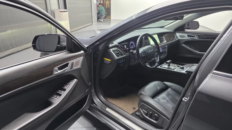 Genesis G80