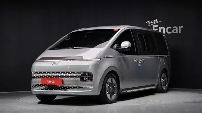 Hyundai Staria