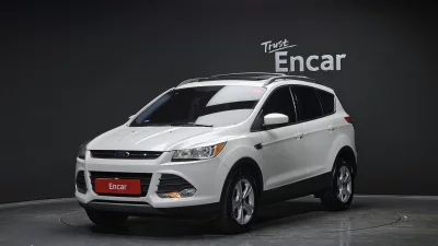 Ford ESCAPE