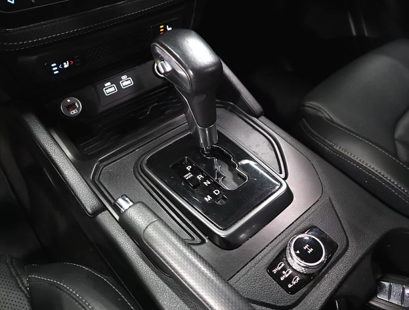 SsangYong Rexton Sports