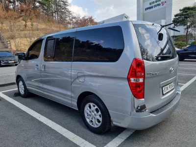 Hyundai Grand Starex