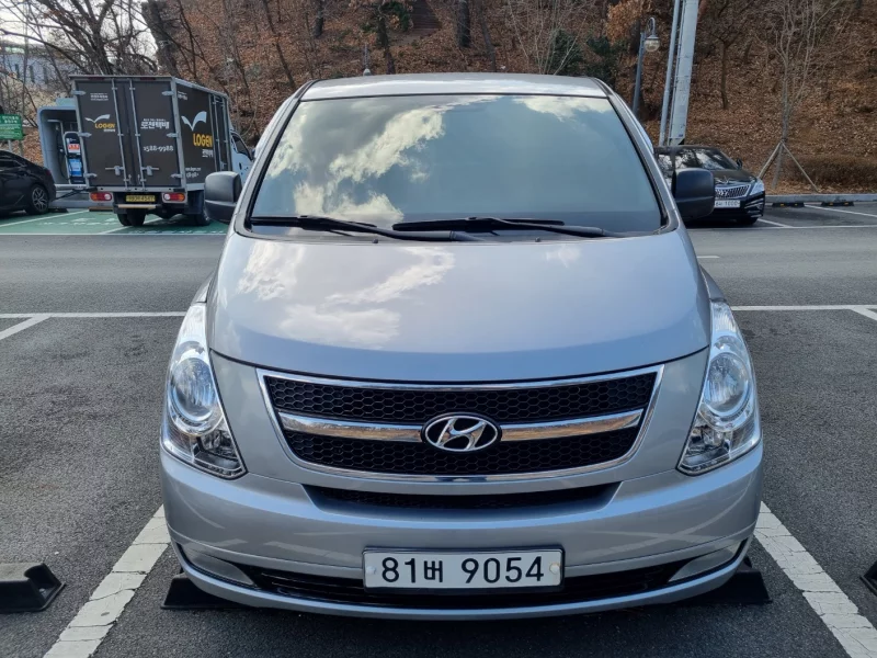 Hyundai Grand Starex
