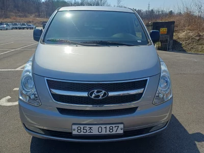 Hyundai Grand Starex
