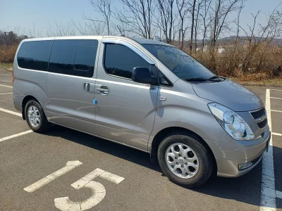 Hyundai Grand Starex