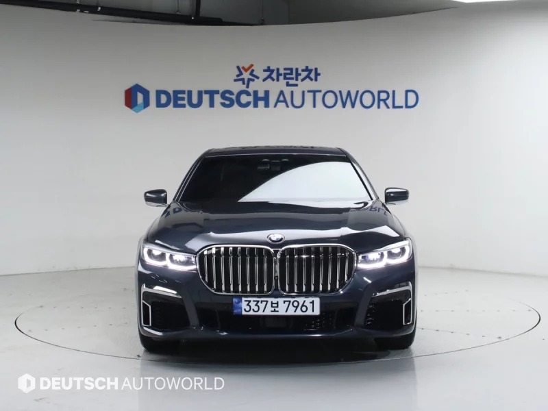 BMW 7-Series