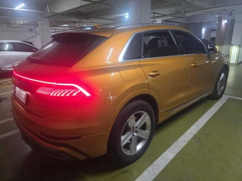 Audi Q8