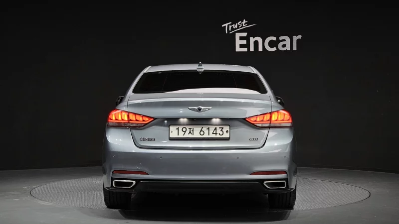 Hyundai Genesis