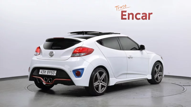 Hyundai Veloster